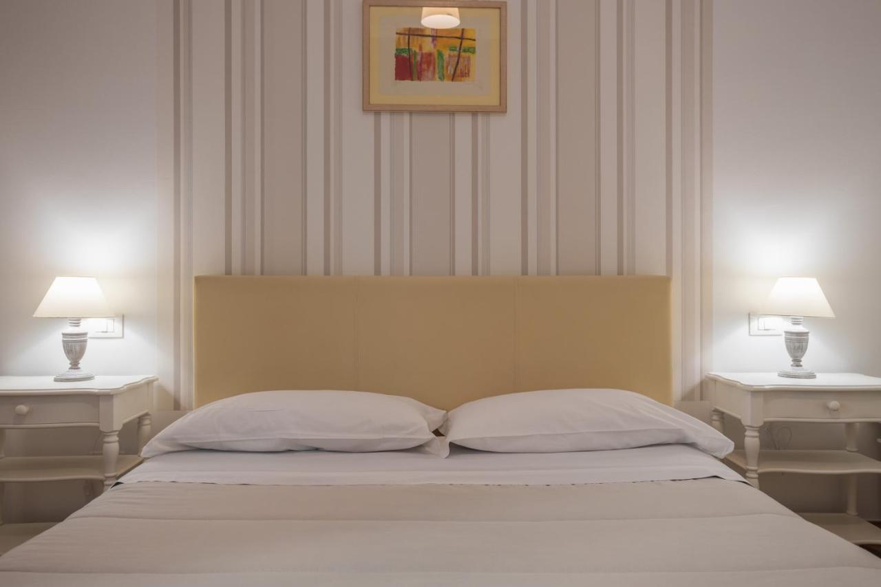 B&B Palermo Bella Rooms And Suites Bagian luar foto