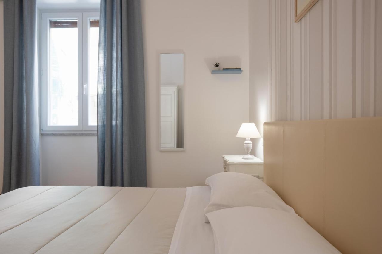B&B Palermo Bella Rooms And Suites Bagian luar foto