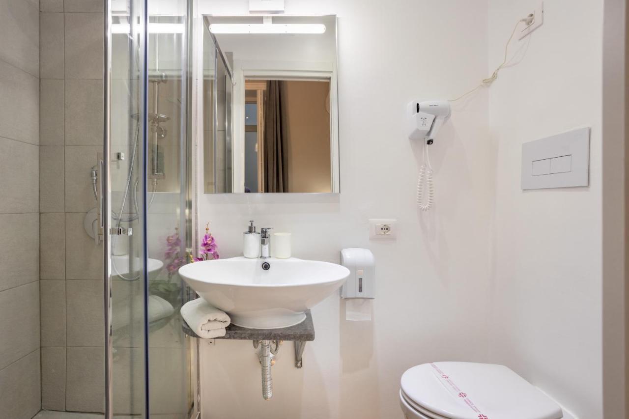 B&B Palermo Bella Rooms And Suites Bagian luar foto