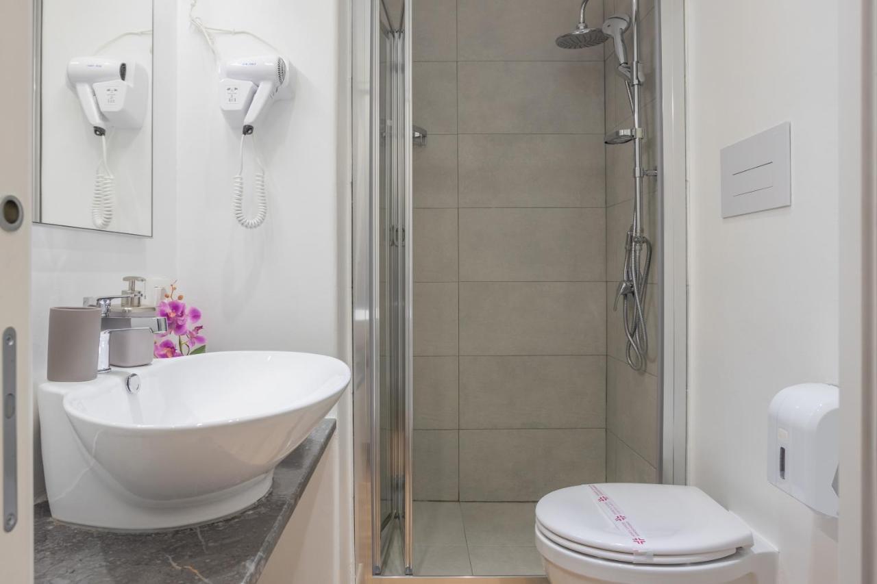 B&B Palermo Bella Rooms And Suites Bagian luar foto