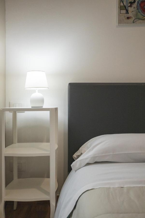 B&B Palermo Bella Rooms And Suites Bagian luar foto