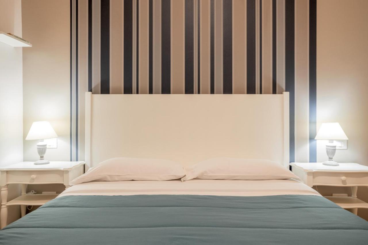 B&B Palermo Bella Rooms And Suites Bagian luar foto