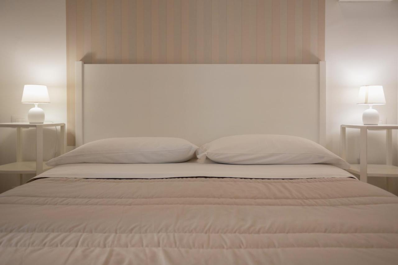 B&B Palermo Bella Rooms And Suites Bagian luar foto